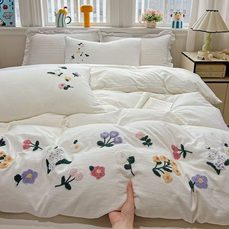 Aesthetic Floral Duvet Cover - Copripiumino con ricamo floreale, dal design