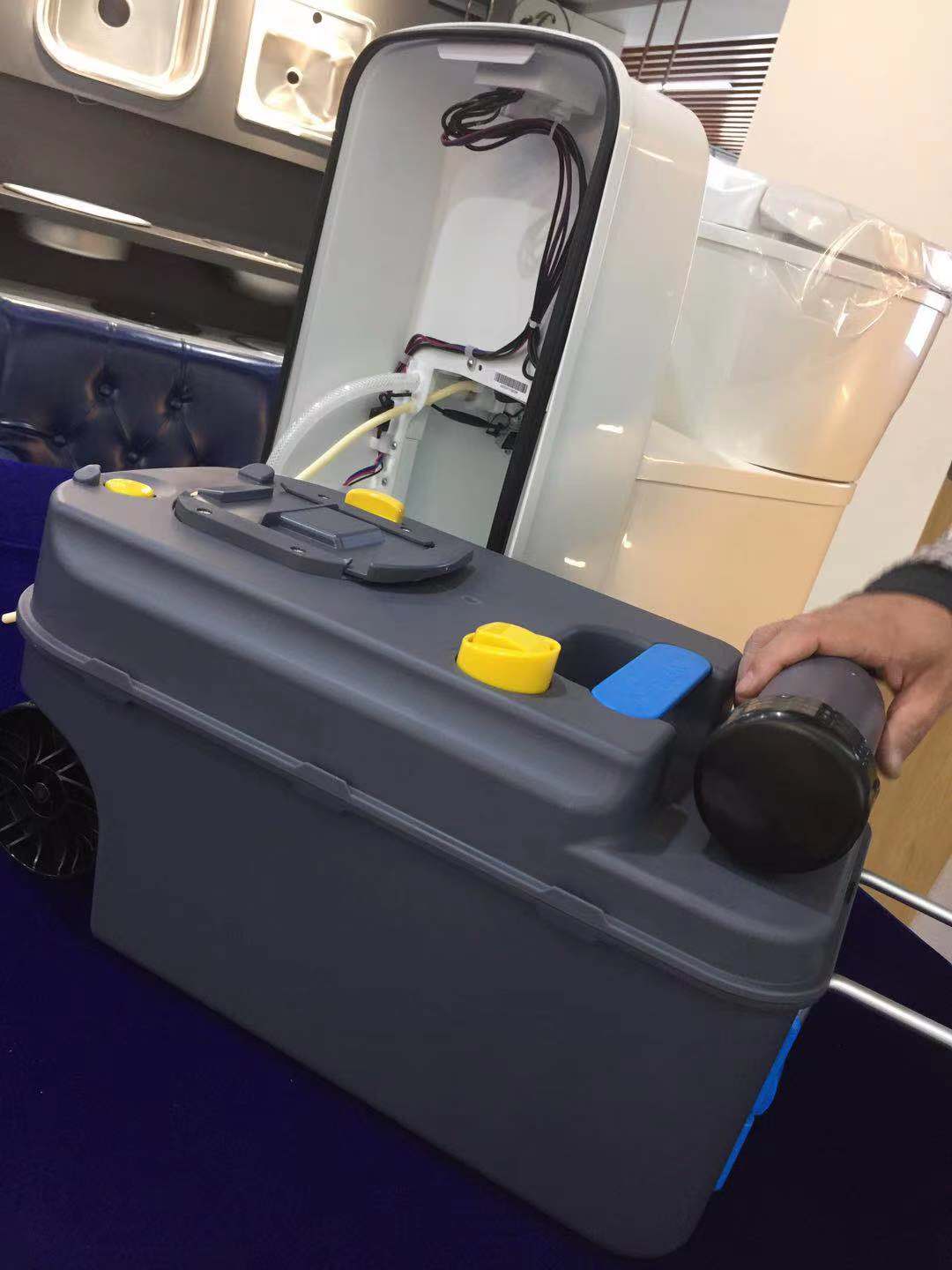 WC Rotante per Camper, Motorho - Kitchen recensione e prezzo