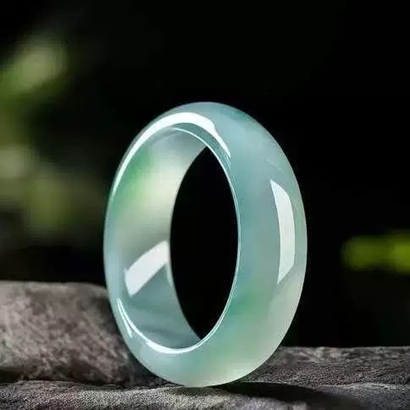 Bracciale in giadeite del Myan - Lighting recensione e prezzo